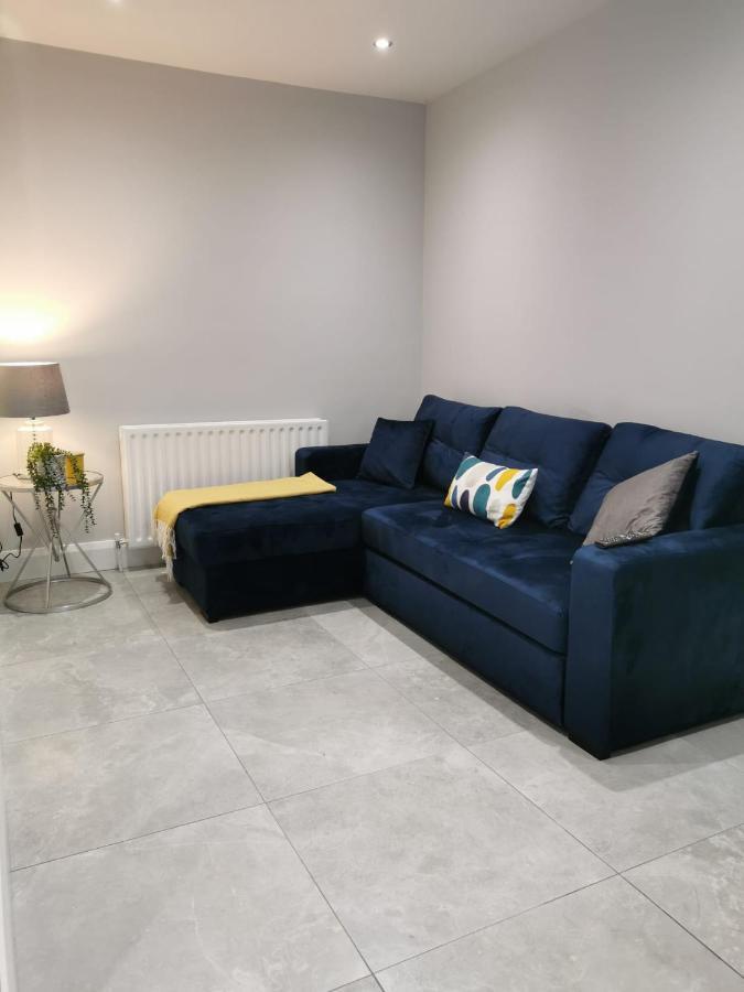 Modern 3-Bed Apartment In Magherafelt Sleeps 8 Екстериор снимка