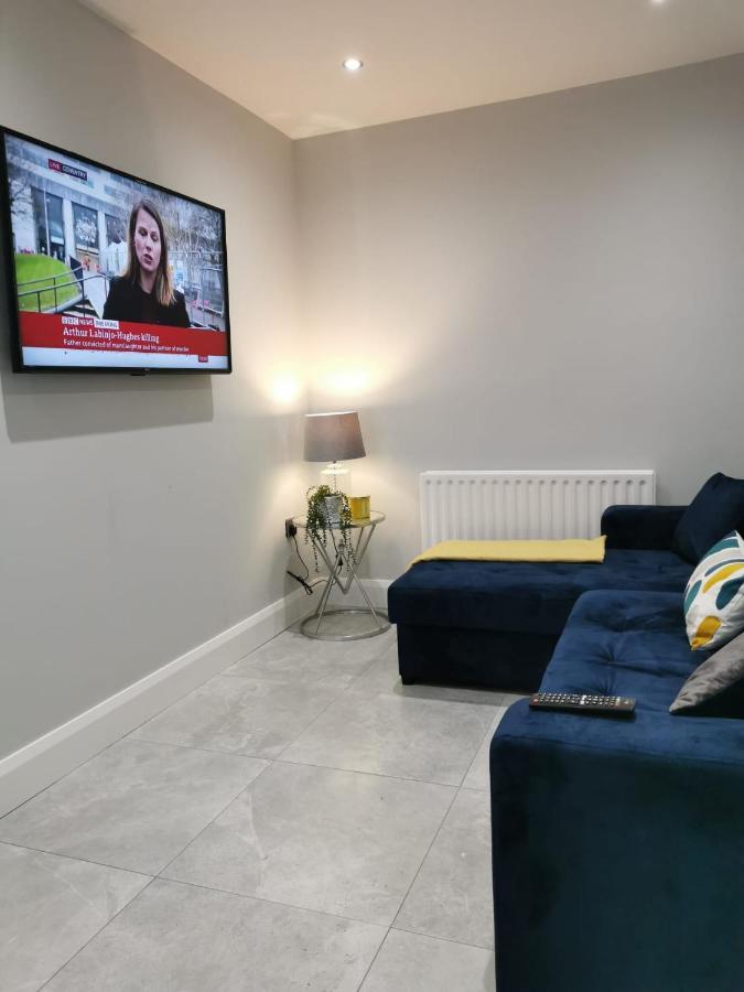 Modern 3-Bed Apartment In Magherafelt Sleeps 8 Екстериор снимка