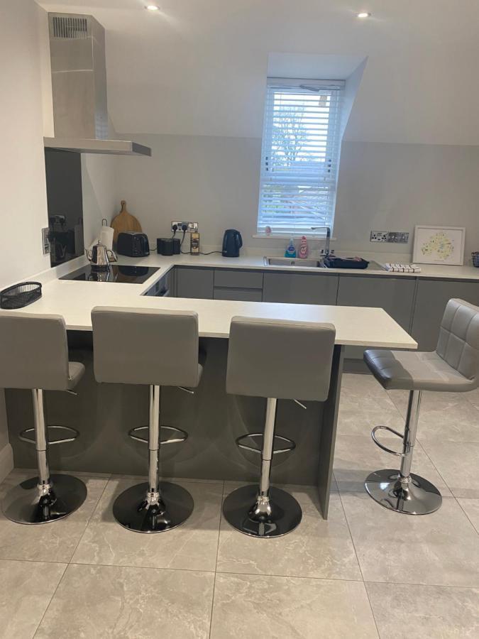 Modern 3-Bed Apartment In Magherafelt Sleeps 8 Екстериор снимка